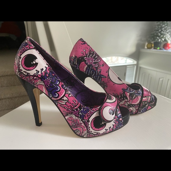 Ironfist shoes - Picture 1 of 5